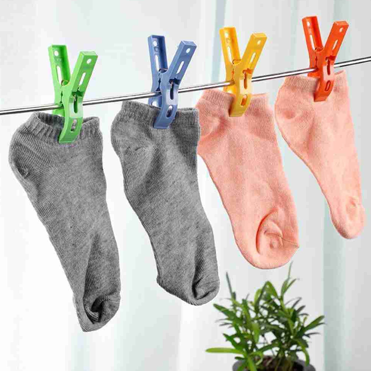 Multifunction Plastic Heavy Quality Cloth Hanging Clips, Plastic Laundry Clothes Pins Set Of 16Pc