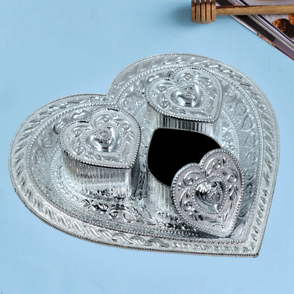 2852 Heart Multipurpose Tray 3 Container Elegant Royal Design Plastic for Dry Fruit Chocolate Mouth Freshener Box